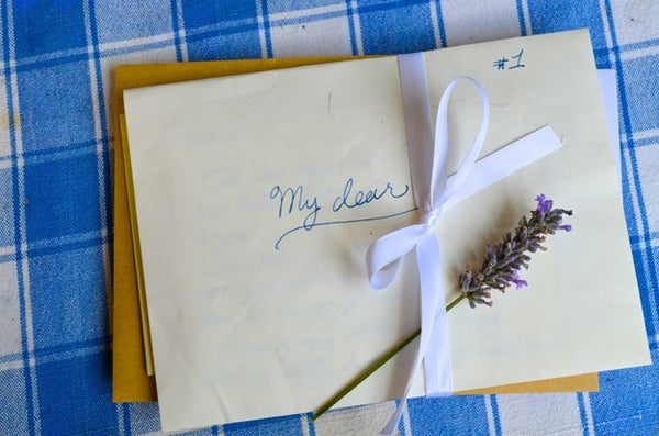 Romantic Gift Ideas for Girlfriend DIY - DIY Love Letter Scavenger Hunt