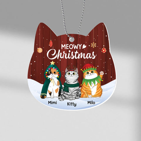 This ornament, featuring cute designs of his cats on Xmas, is perfect for any male coworker owning cats[product]