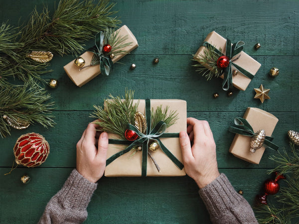 Wrapping Christmas Gifts Ideas - The Psychology Behind Gift Wrapping