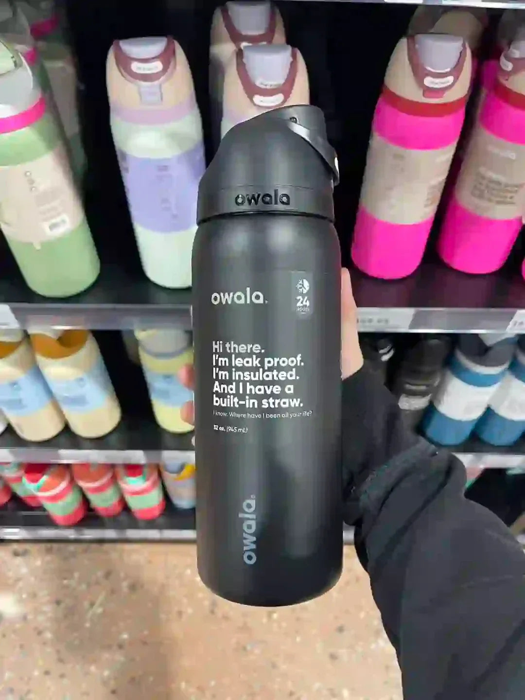 Owala Freesip  sports water bottle