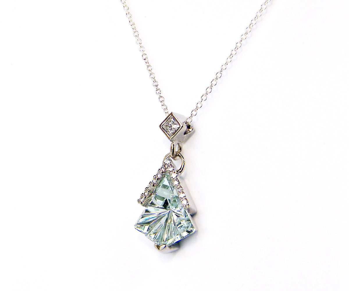 Kite-shaped Aquamarine and Diamond Necklace – Ambrosia