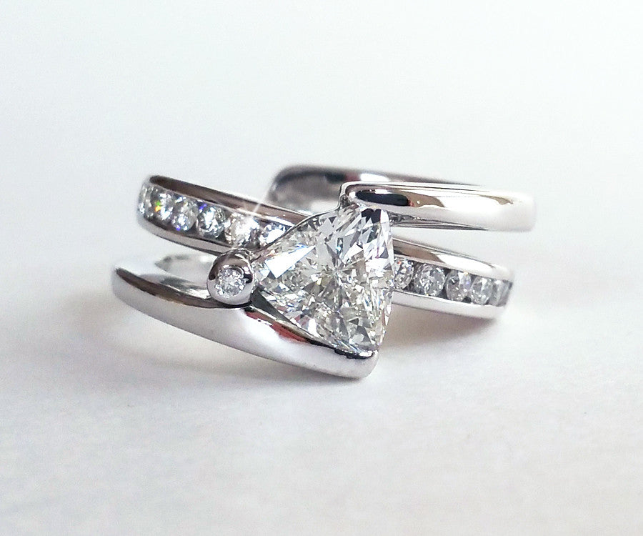 Trillion Diamond Modern Wedding Ring Set Ambrosia