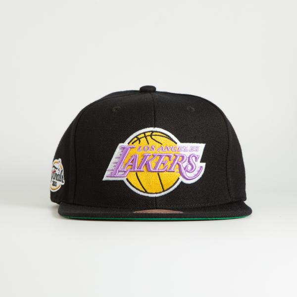 Mitchell & Ness NBA Los Angeles Lakers HWC 2000 Finals Patch Snapback –  NYCMode