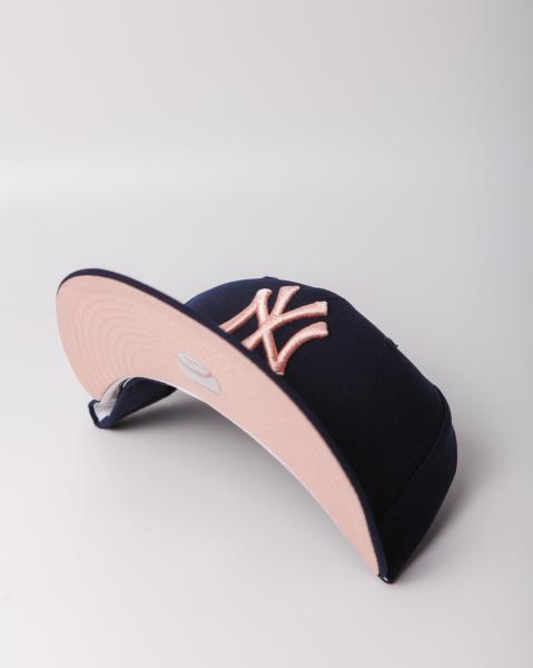 NEW ERA - Accessories - Boston Red Sox 2004 World Series Pink Brim Fitted -  Navy/Pink