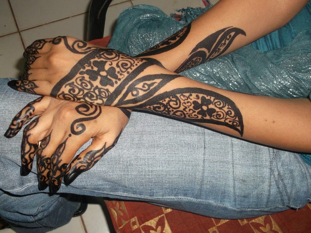 traditionelles afrikanisches temporäres Henna-Tattoo