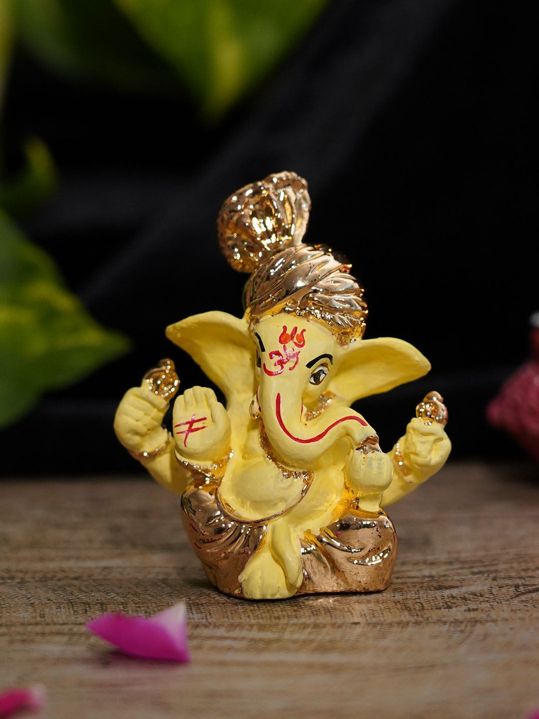Buy | White and Silver Lord Ganesha Idol Statue Showpiece | Tied Ribbons