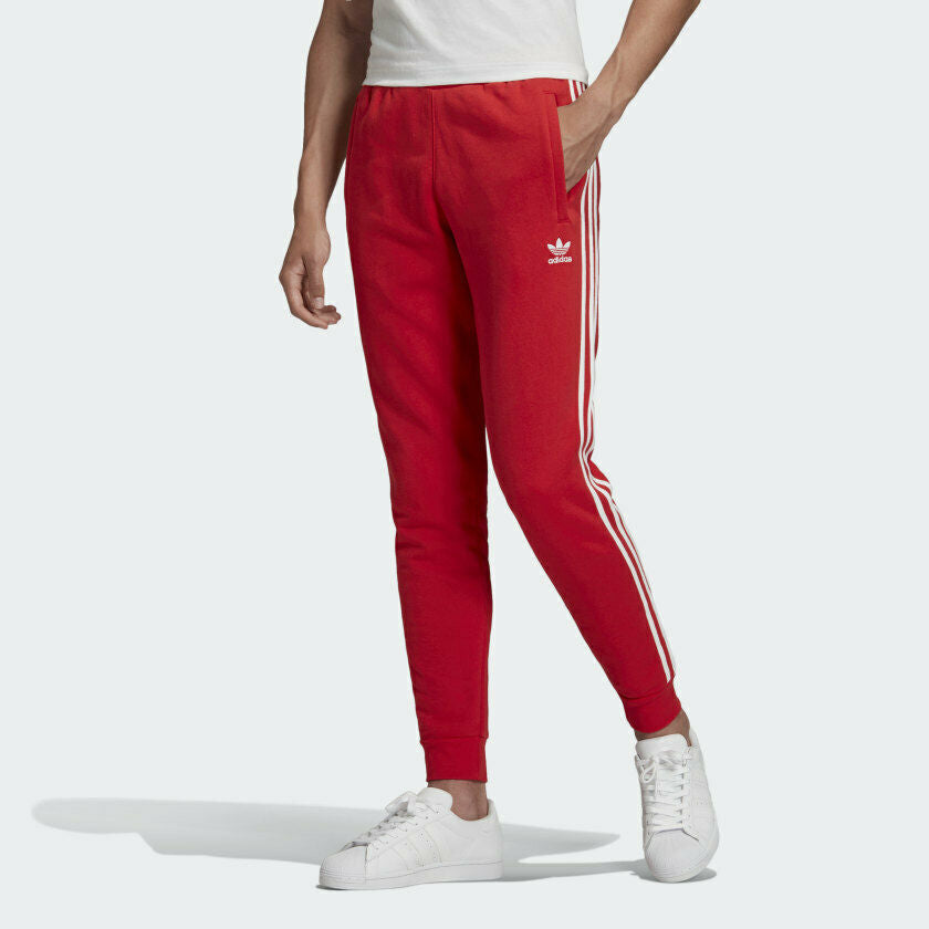 Красные штаны адидас. Брюки спортивные adidas Originals fm9896. Adidas брюки 3-Stripes. Adidas 3 Stripes штаны. Штаны адидас Ориджиналс.