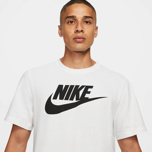Nike Men's NSW Graphic Logo T-Shirt BV0622 100 - Trade Sports
