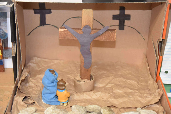 Resurrection Scene Diorama - Easter Arts And Crafts for Toddlers