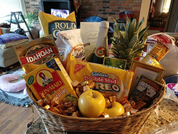 Gourmet Gift Basket - Gift Ideas For Grandparents 50th Anniversary