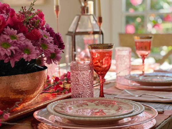How To Decorate A Valentine’s Table