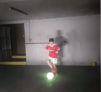 GlowKick Soccer le Ballon lumineux – ChildBoulevard