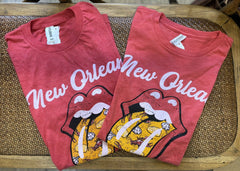 citizen nola crawfish boil lips tee