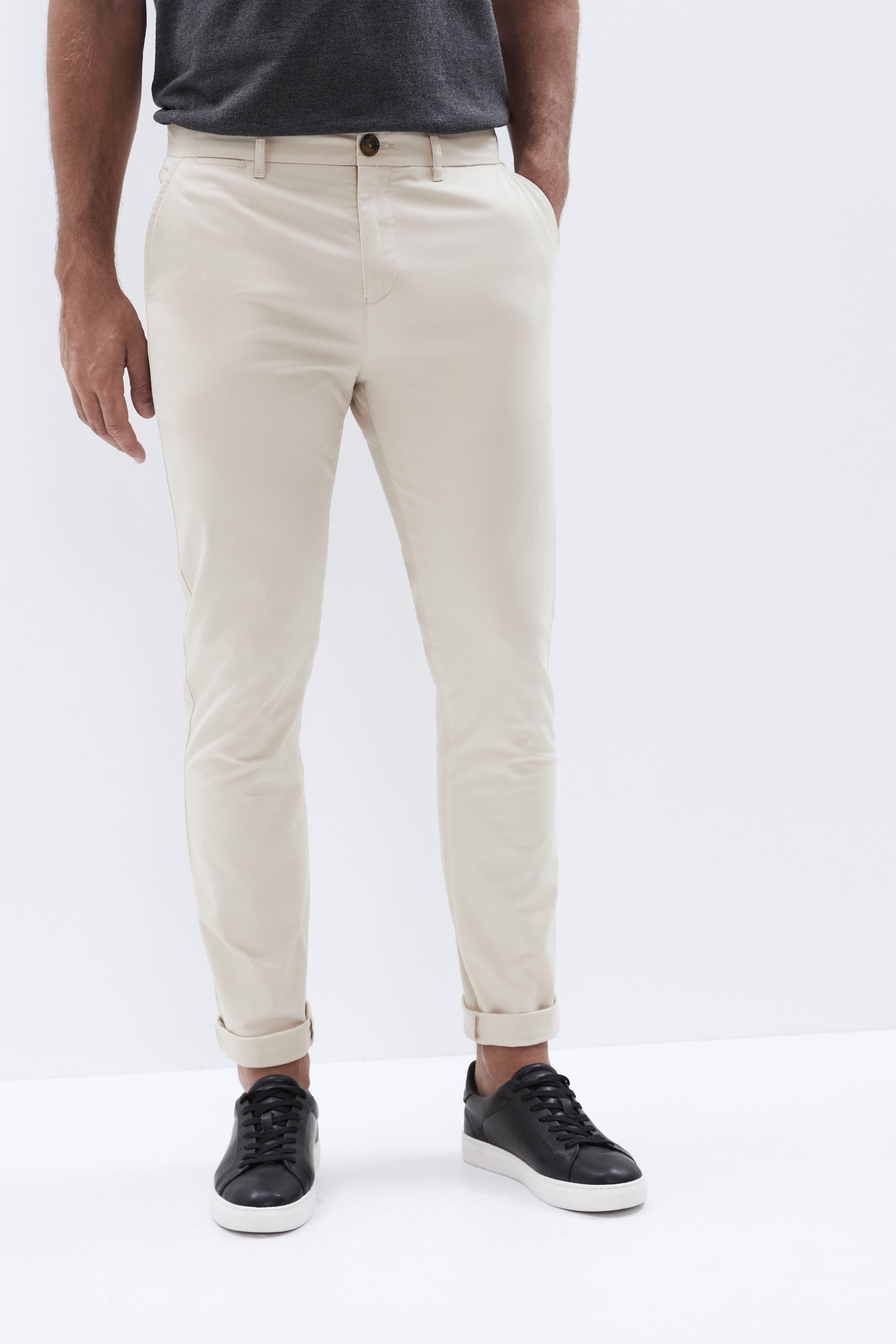 Slim Chino Pant