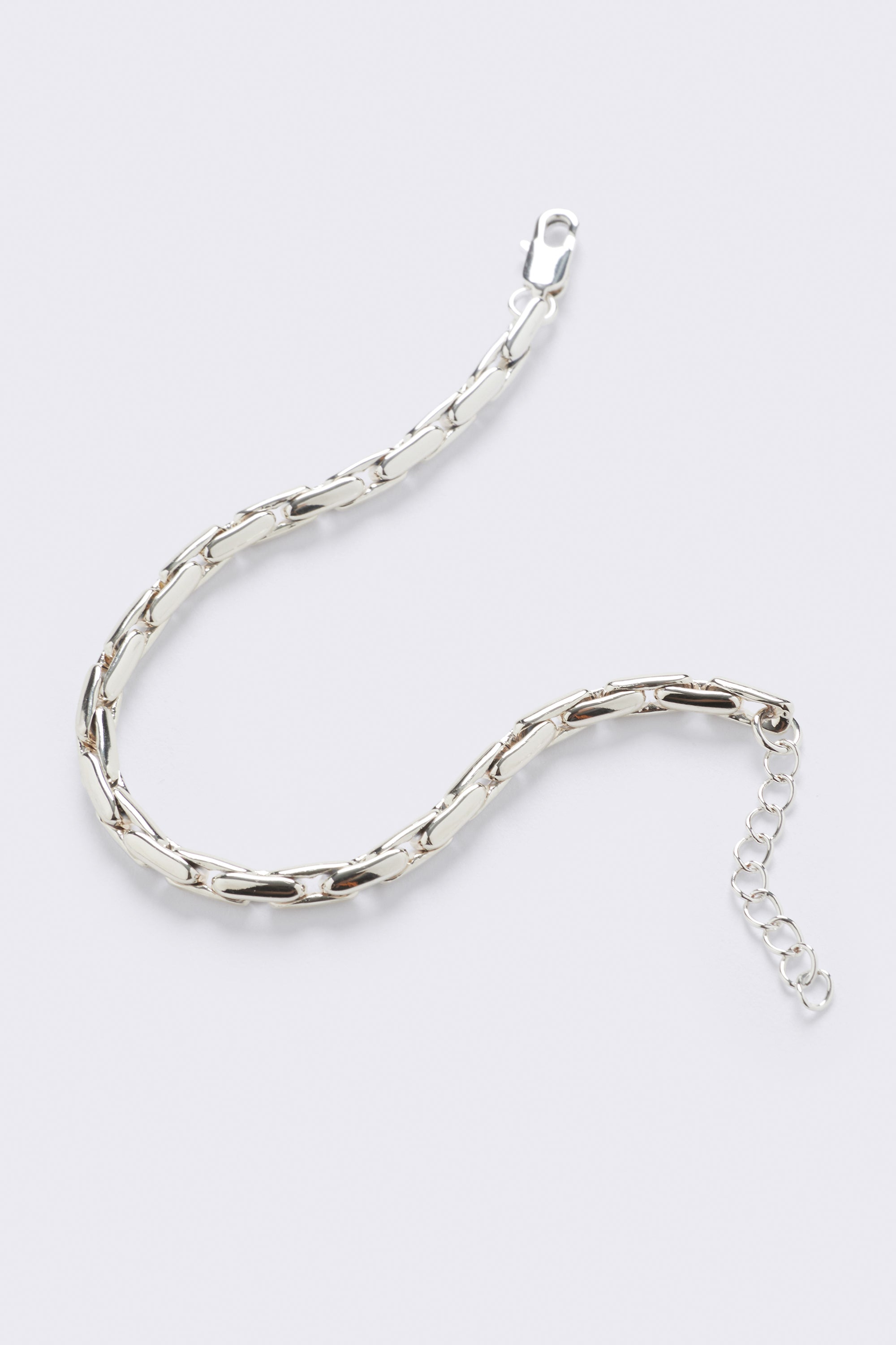 Lizzie Fine Link Bracelet