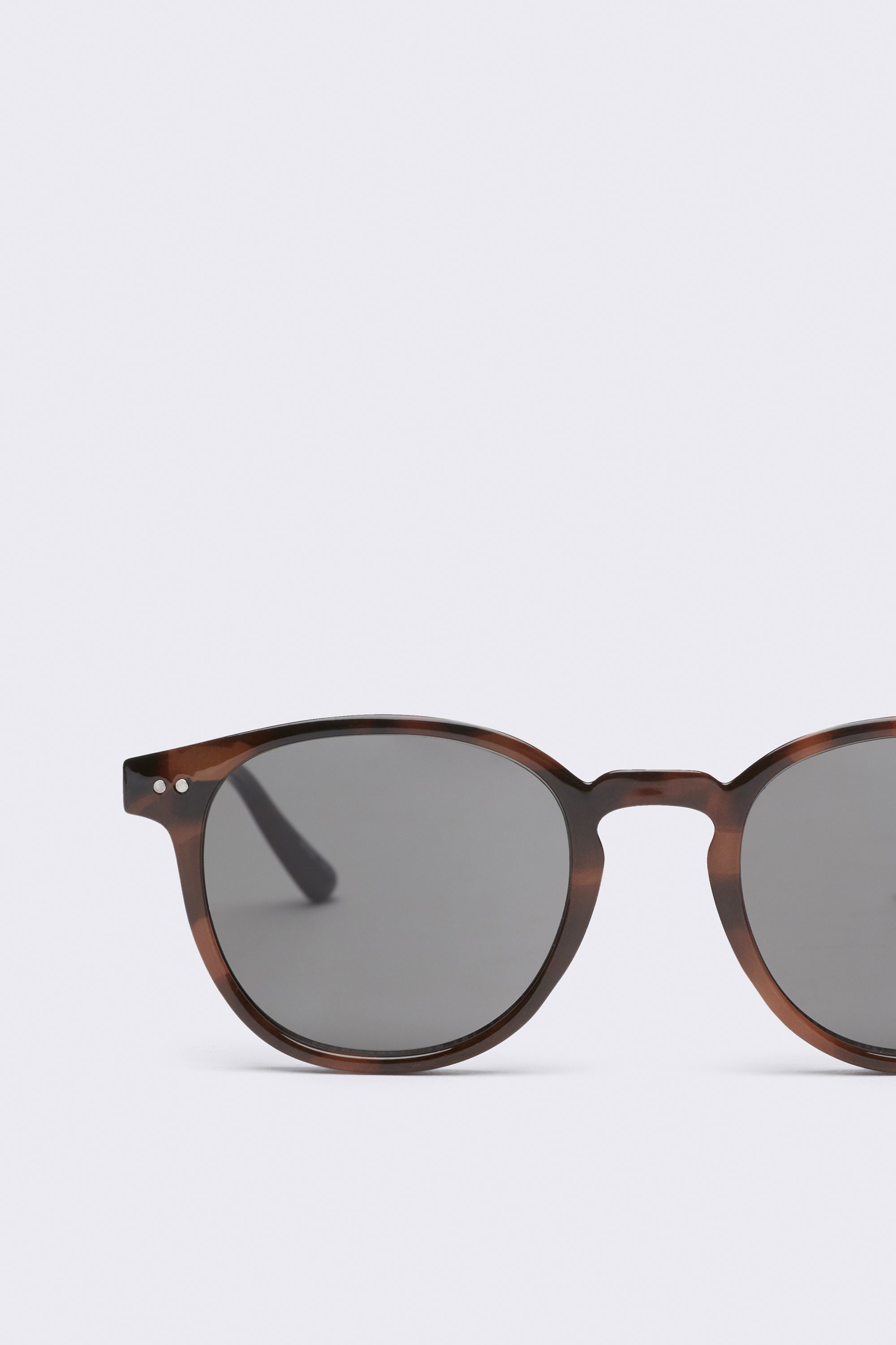 Lyon Oval Sunglasses