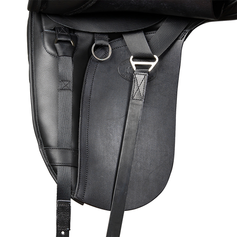 Kent and Masters Dressage Girthing - Point strap in locked position