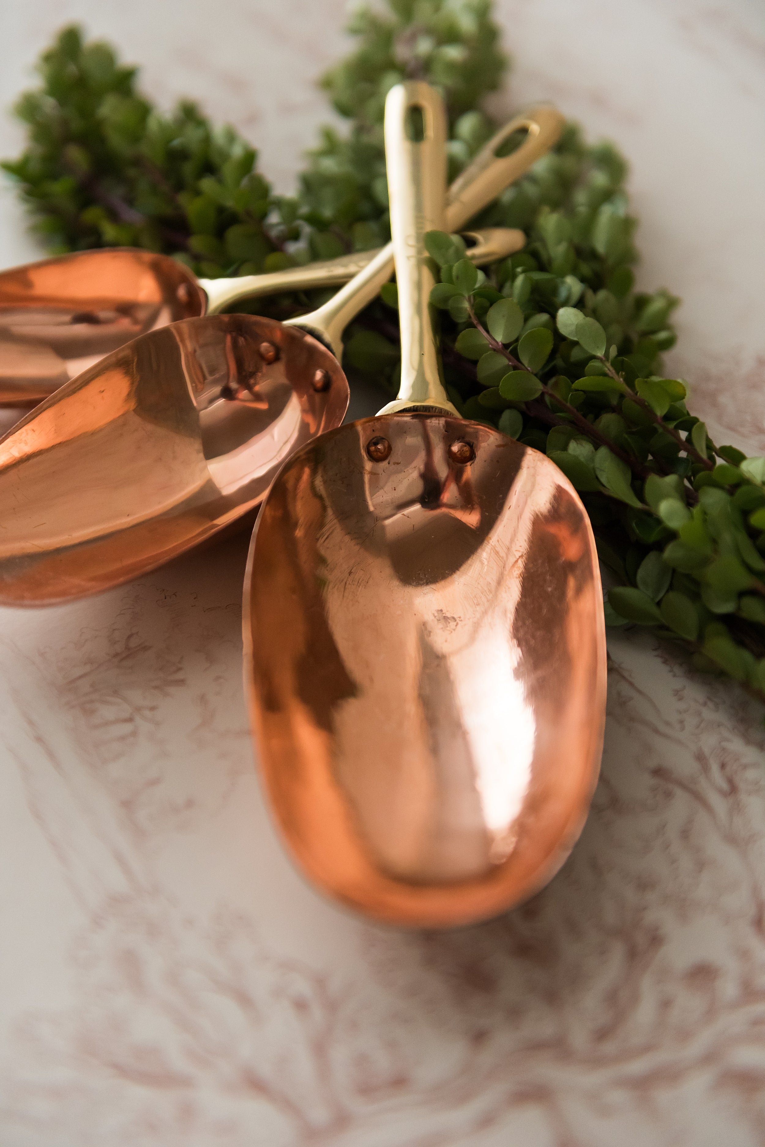 Copper Liquid Measuring Cup - 2.5 Cup - Moss & Embers Home Decorum