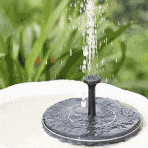 מזרקת מים סולארית דקורטיבית לגינה