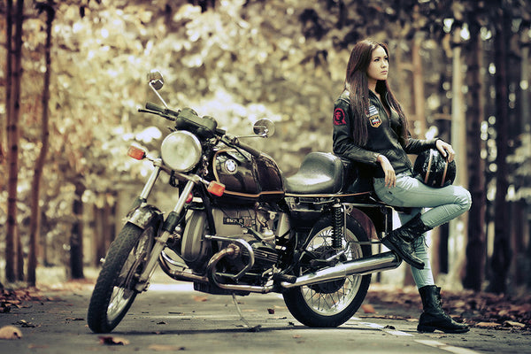 BMW R100S Motorcycle Hot Girl Poster – My Hot Posters