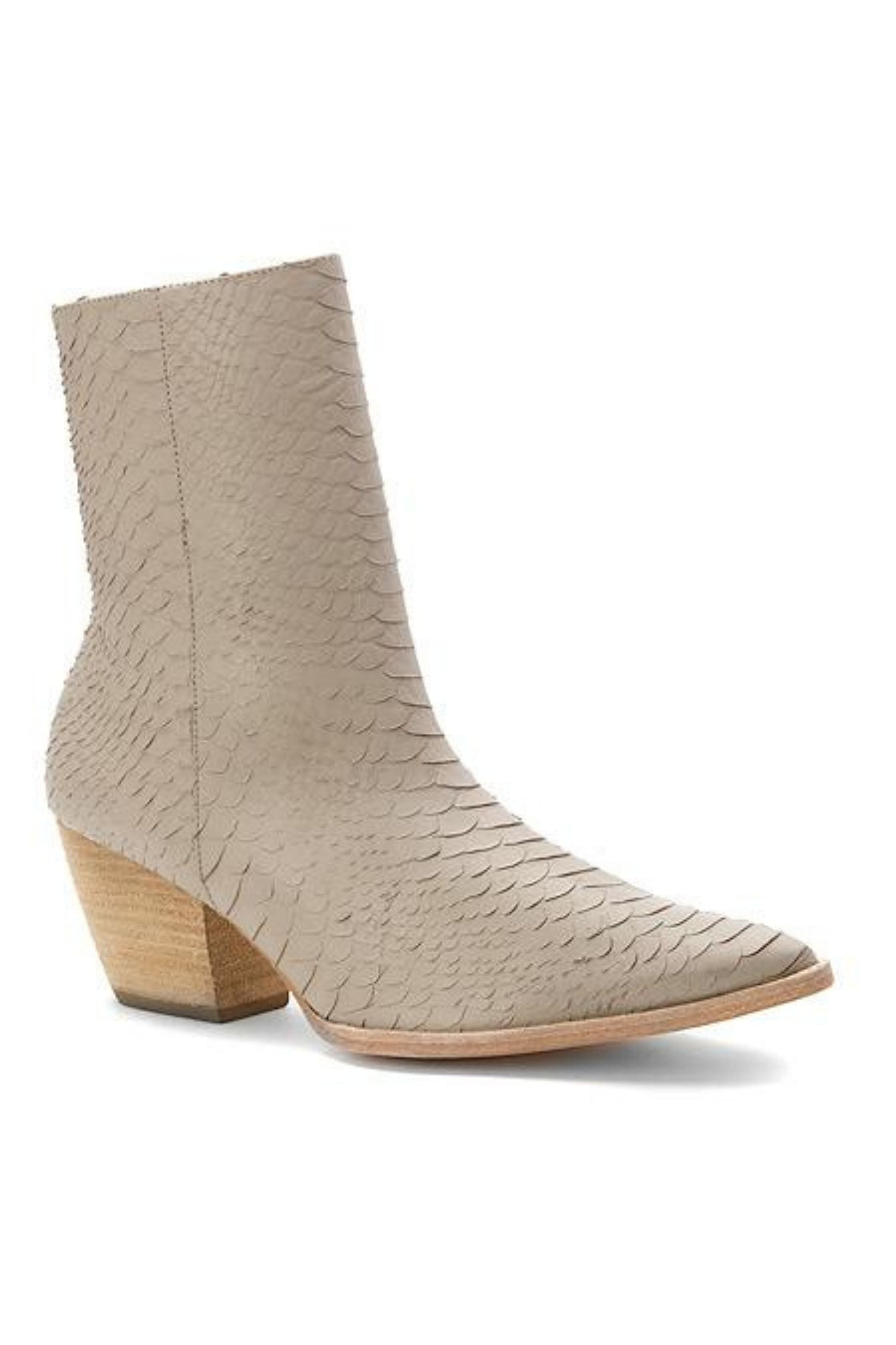Ivory Matisse Caty Boots – 12th Tribe