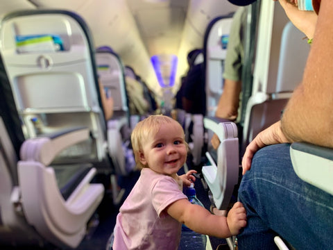 Bébé dans l'avion