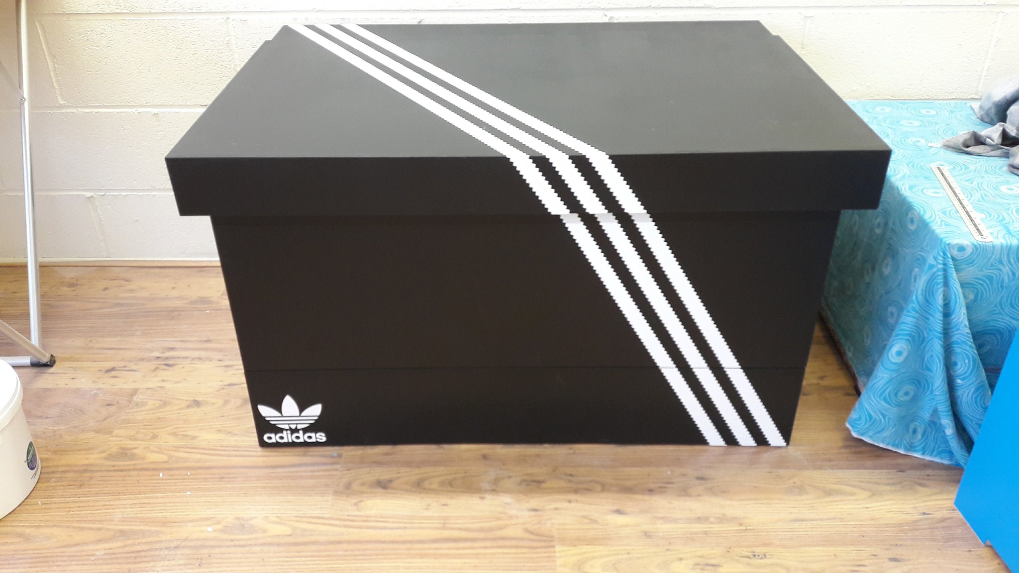 adidas trainer storage box