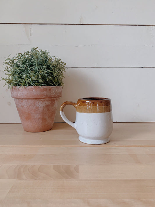 Vintage Stoneware No Spill Coffee Mug, Wide Bottom Mug Tea Cup