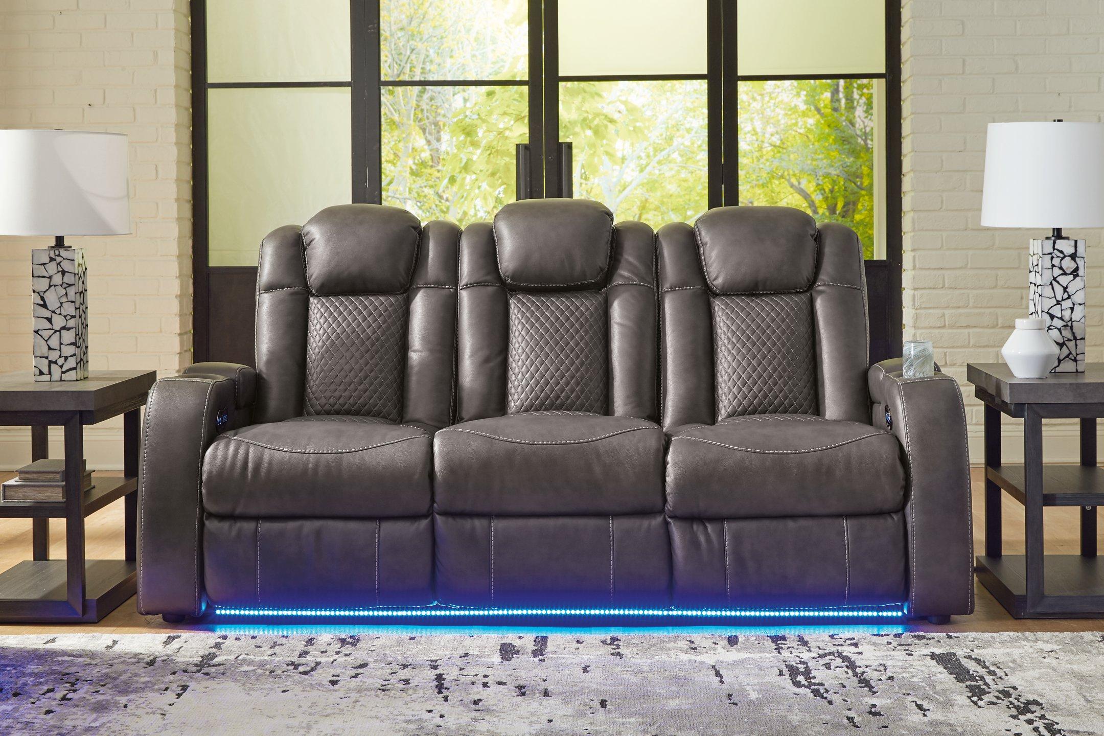 Power Reclining Sofa by Fyne-Dyme