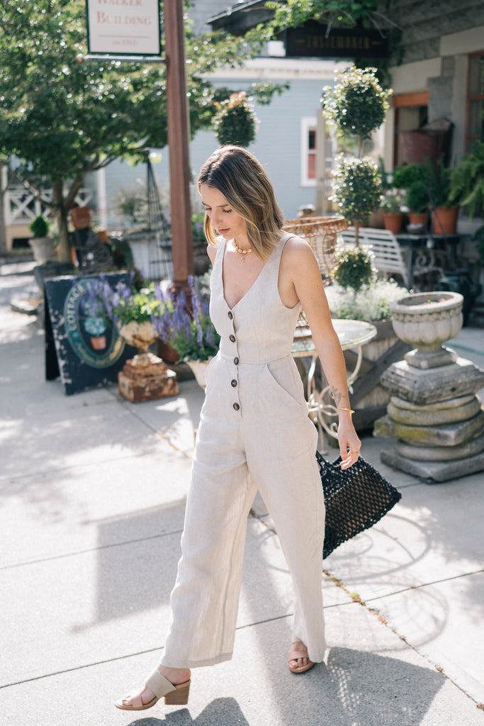 Jumpsuit Outfit Ideas for You: Effective Style Tips - Son de Flor