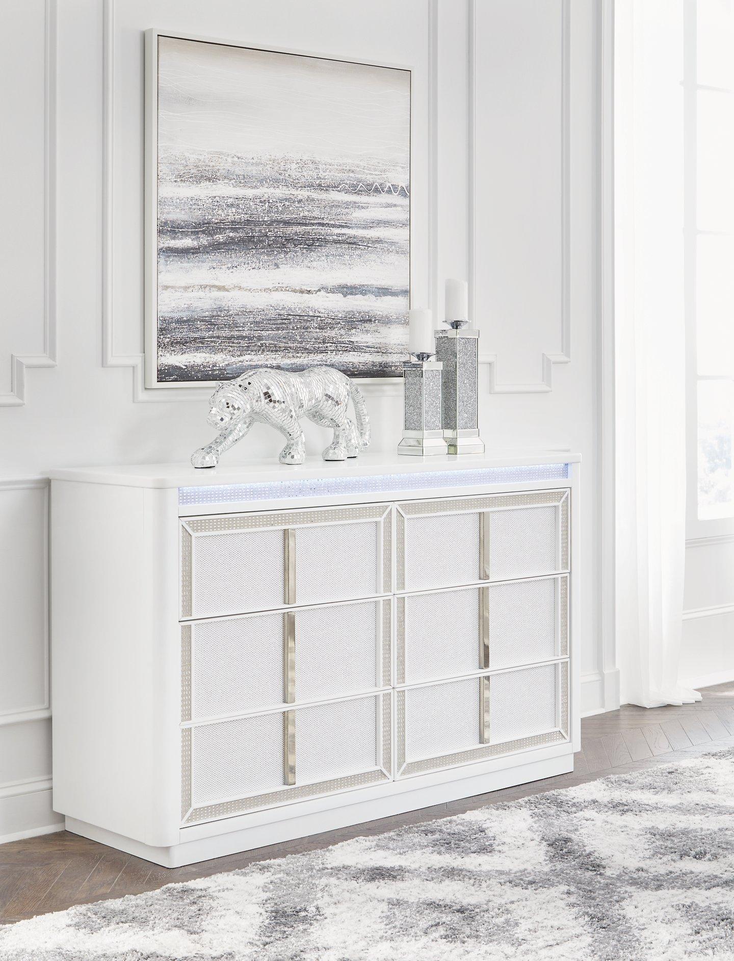 Chalanna Dresser with an Accompanying Mirror