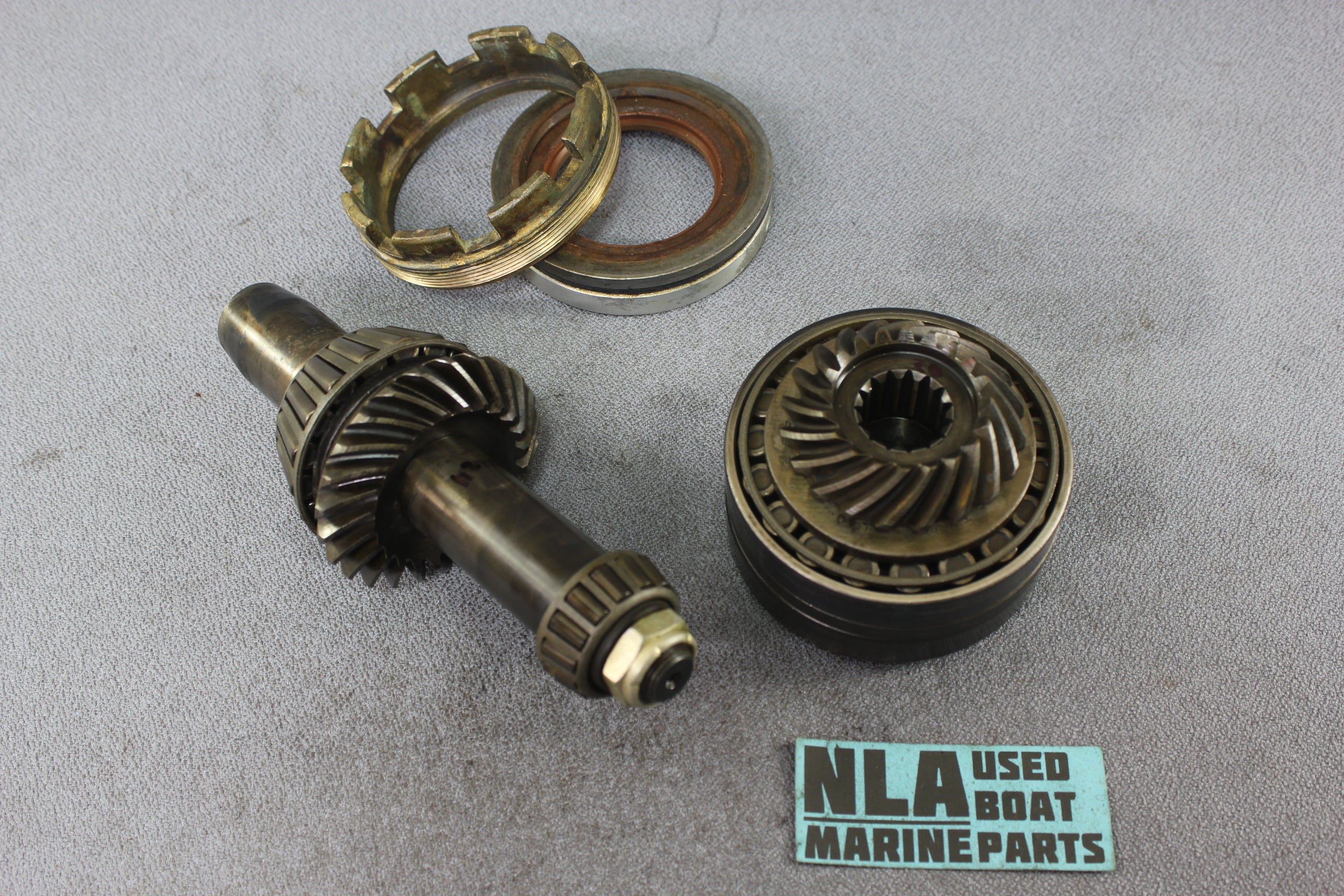 MerCruiser 43-45615A2 8-Spline 1967-1969 Upper 1.98 Gearset Gearcase 120hp 4cyl