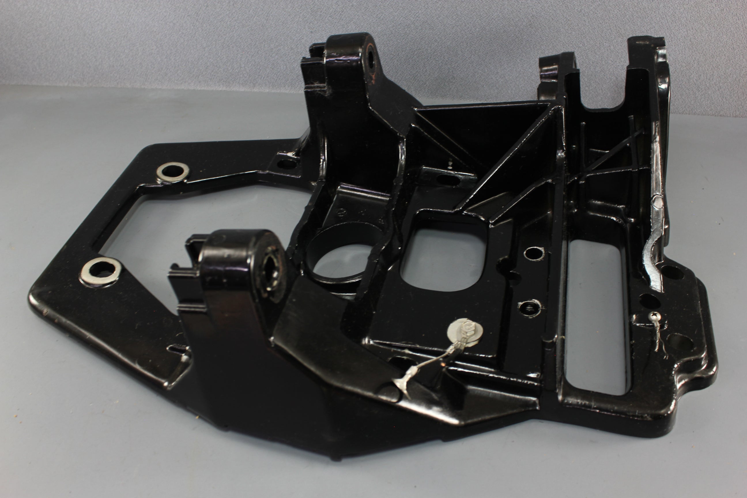 MerCruiser 44116C 1986-91 Alpha 1 R MR Gen II Bravo Inner Transom Plate Bracket