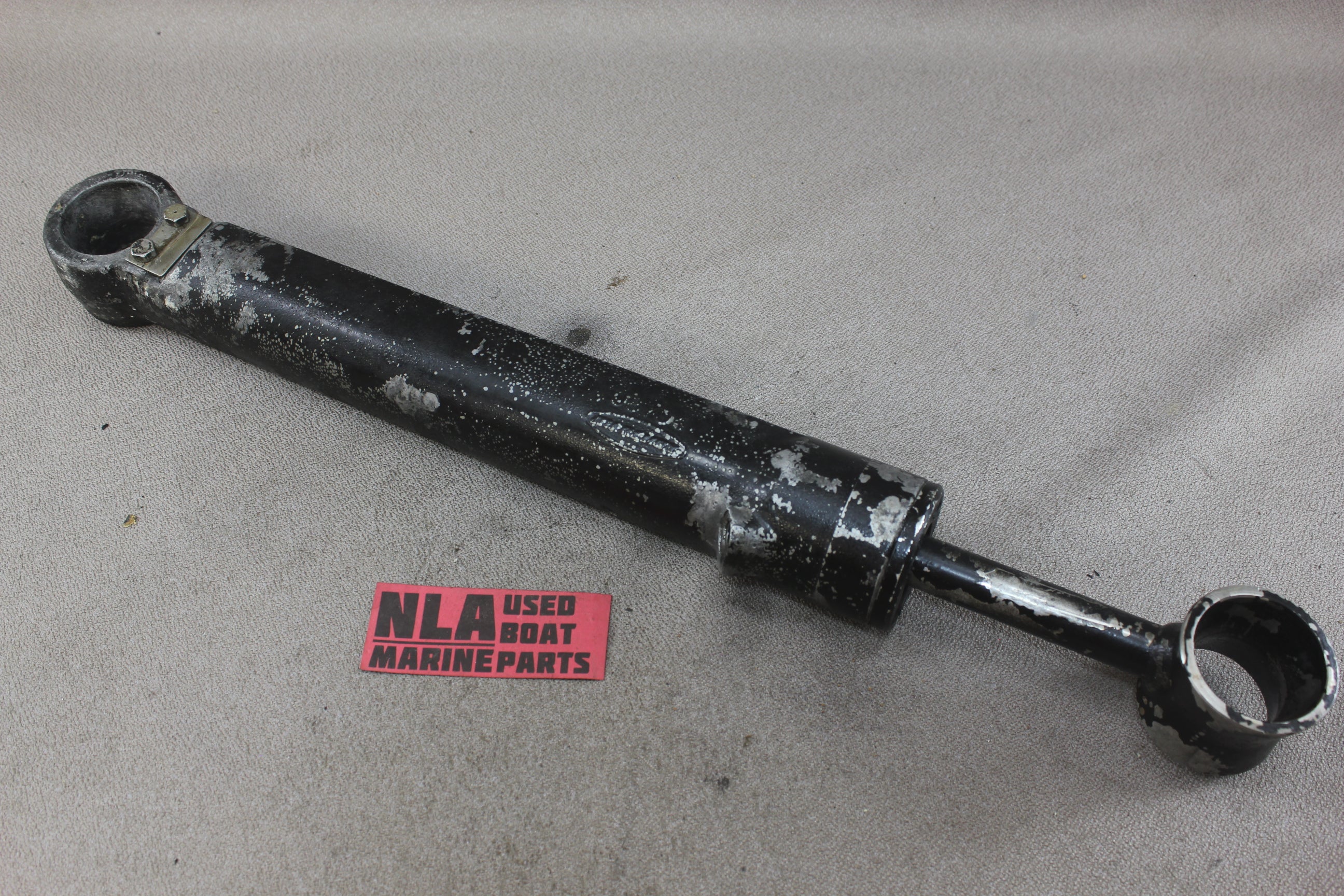 MerCruiser 98704 98704A3 Power Trim Cylinder Starboard Arm Ram Alpha One Gen I