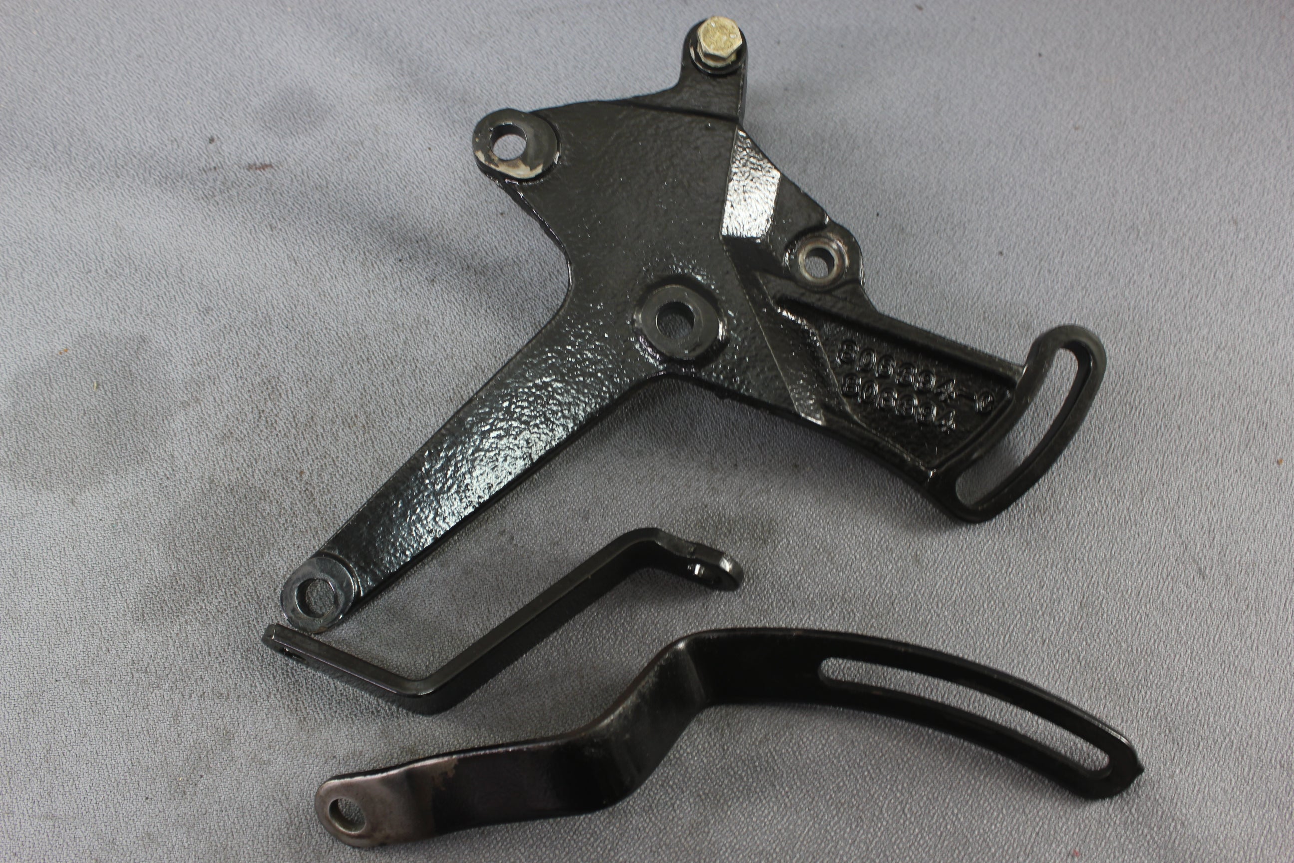 MerCruiser 806394A1 85013T 98813A1 Alternator & Power Steering Bracket Brace BBC