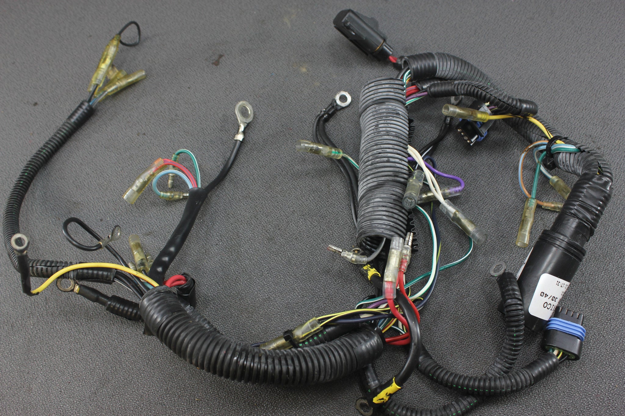 Mercury Outboard 40hp 30hp Engine Wire Wiring Harness 84-854322A2 84-854322A1