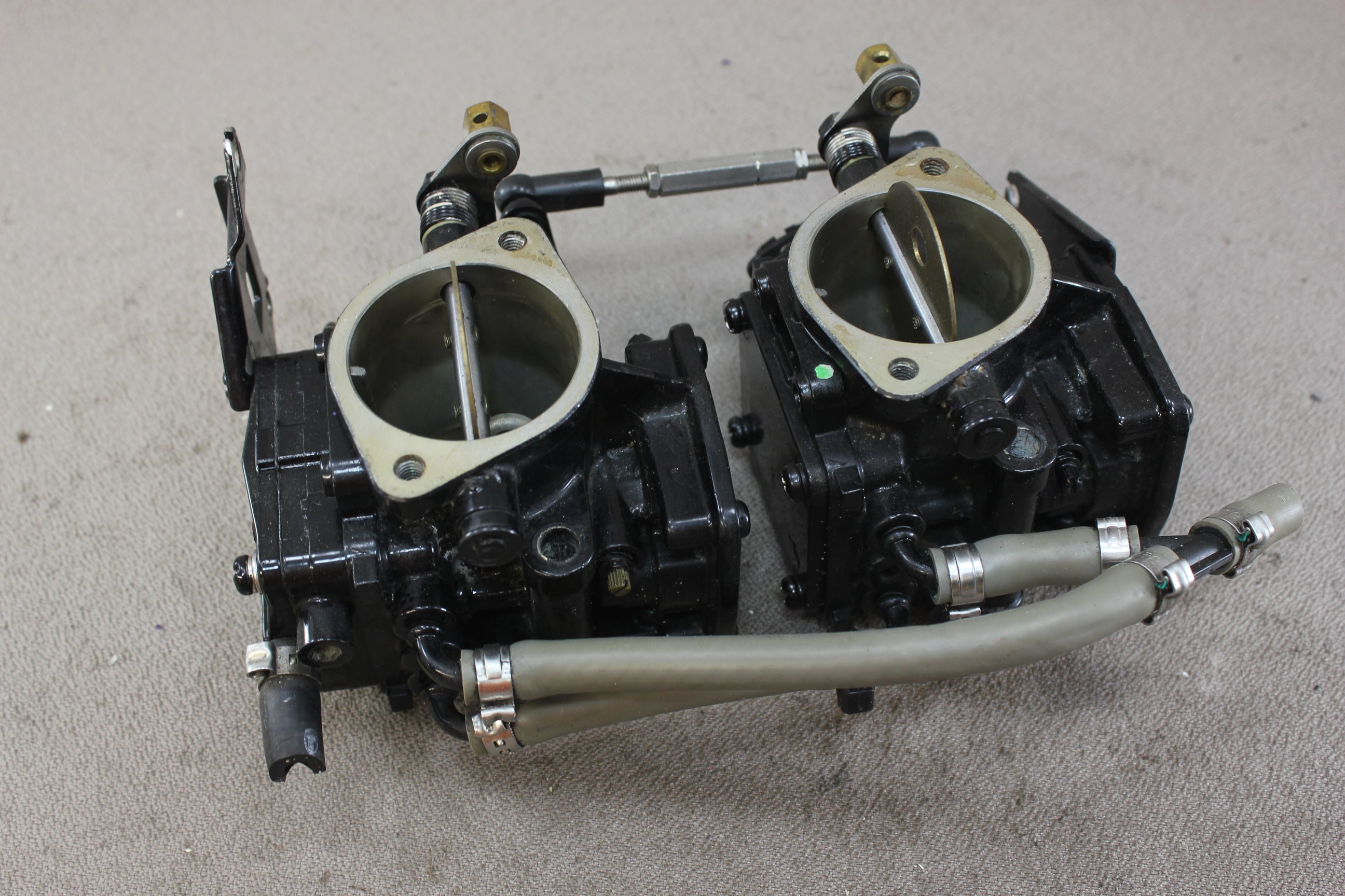 Sea Doo PWC 370500279 270500278 GTI 1996 GTX 717 Duel Carb Carburetor Minkuni