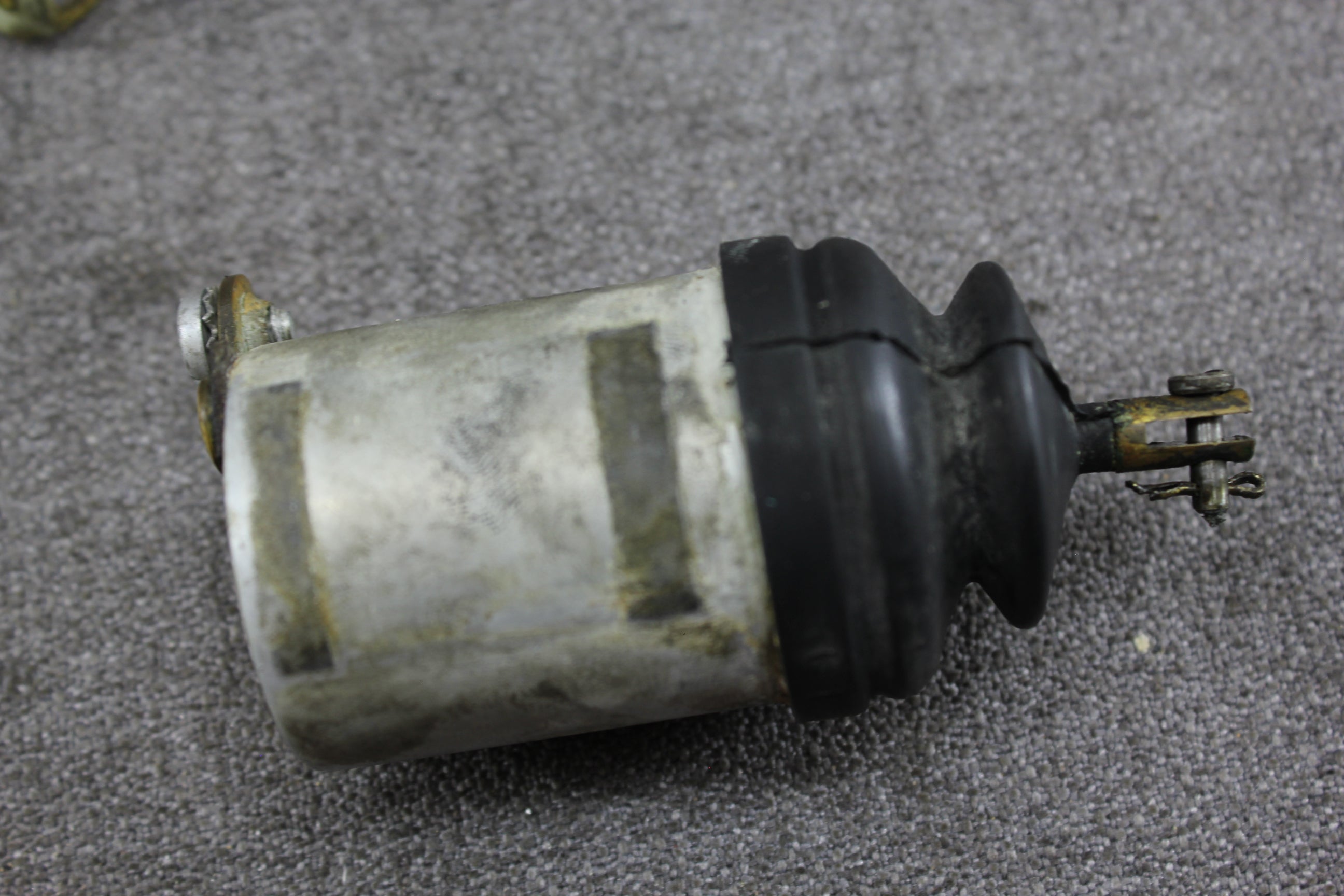 Johnson Evinrude Choke Solenoid Plunger 30hp 1956 RJE-18 E Javelin RD-18 RDE-18