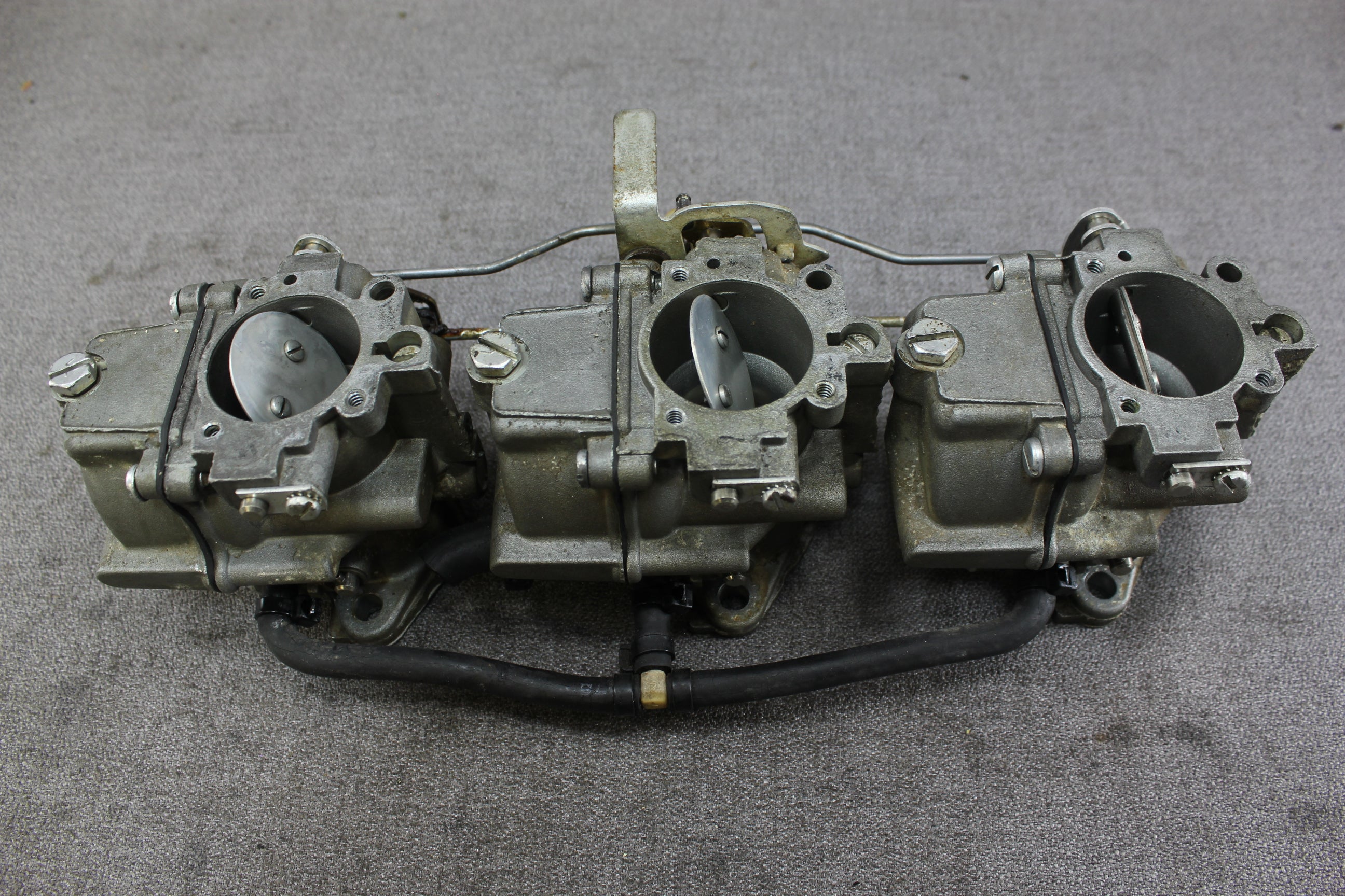 Johnson Evinrude Carburetor Carb 387932 387907 387931 0387932 77 75hp Outboard