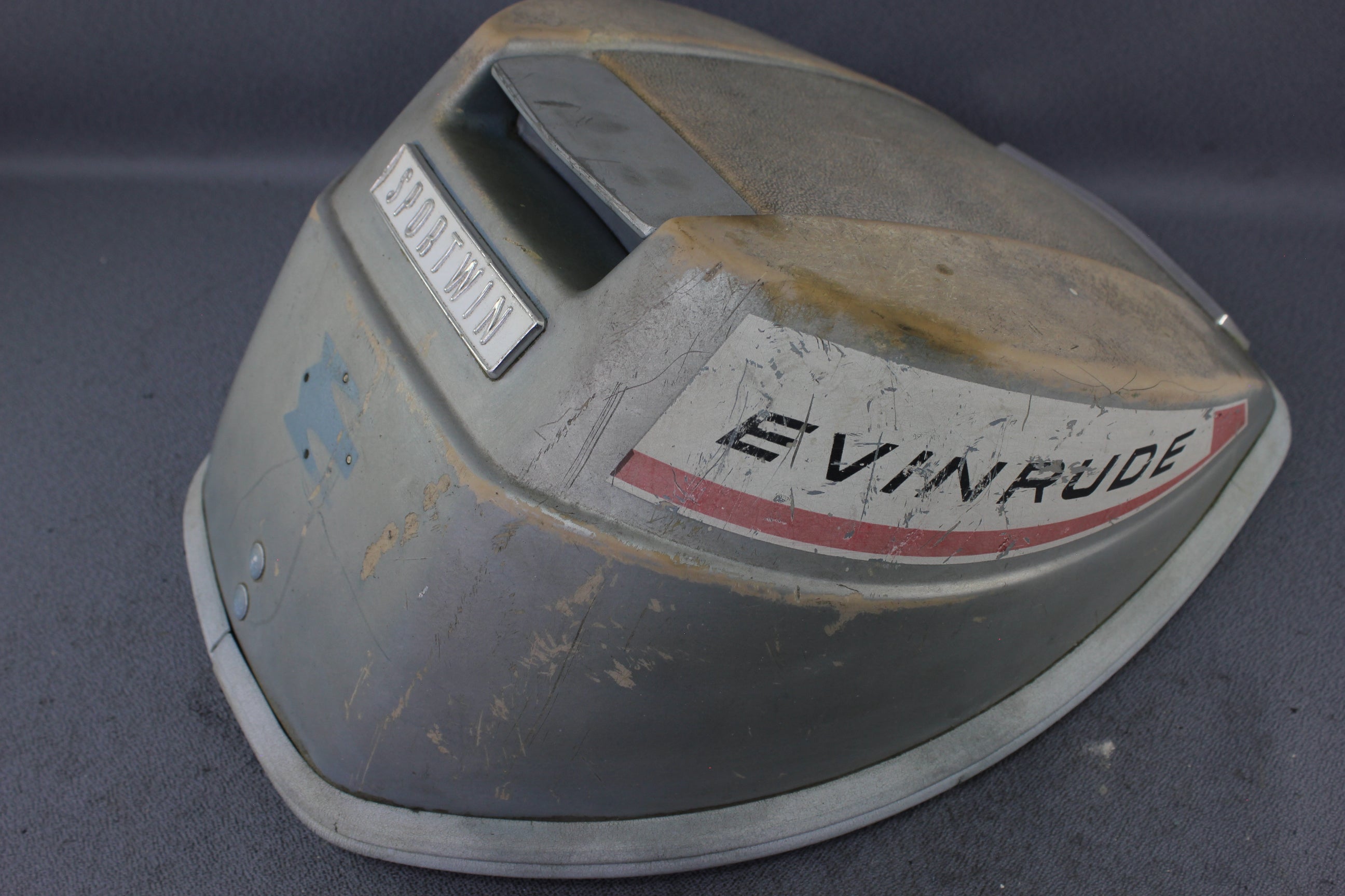 Evinrude Johnson 9.5hp Outboard Cowling Cowl Motor Cover 278692 1964