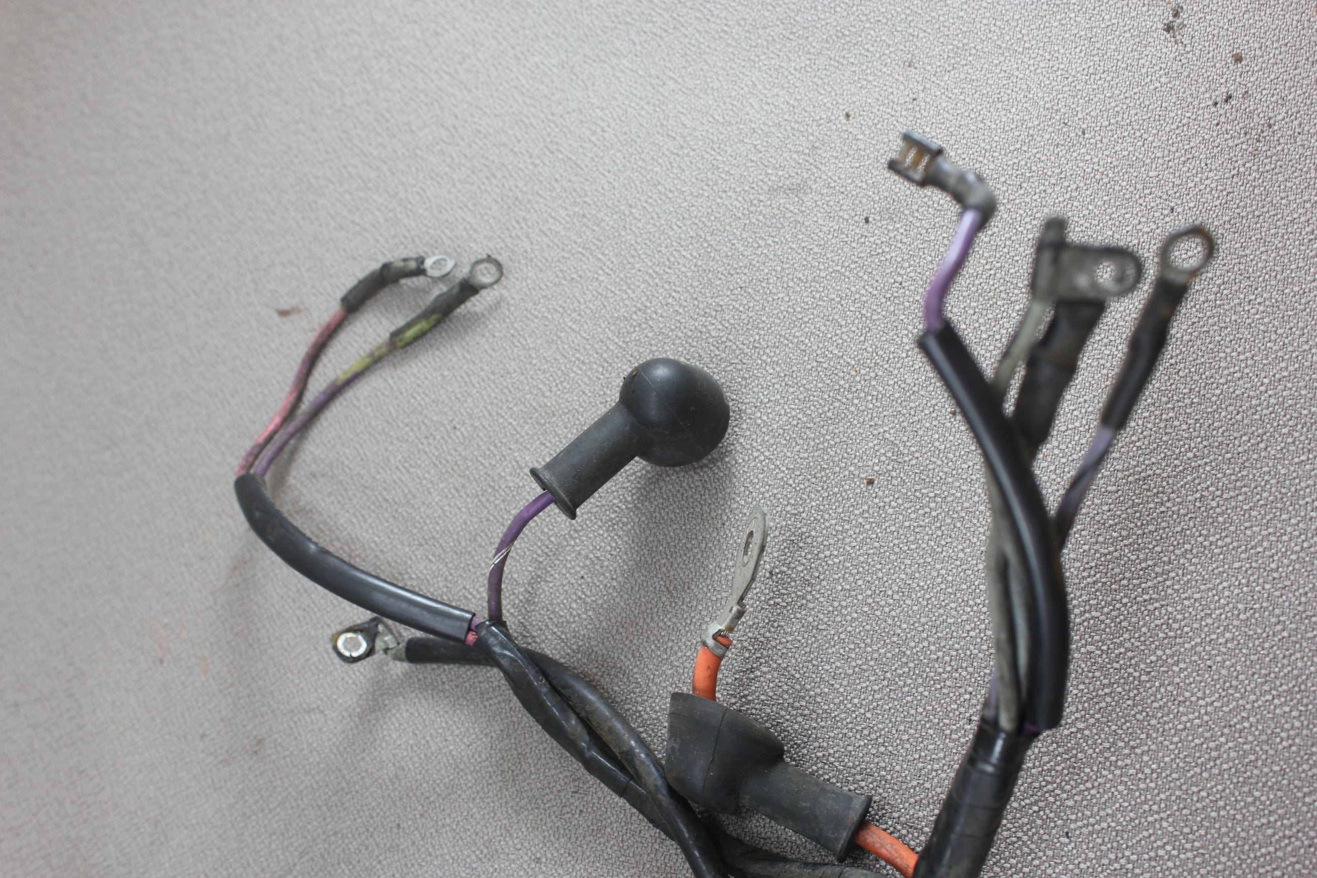 OMC 0984056 0985439 385439 Cobra Ford 2.3L Wire Wiring Harness Solenoid Bracket