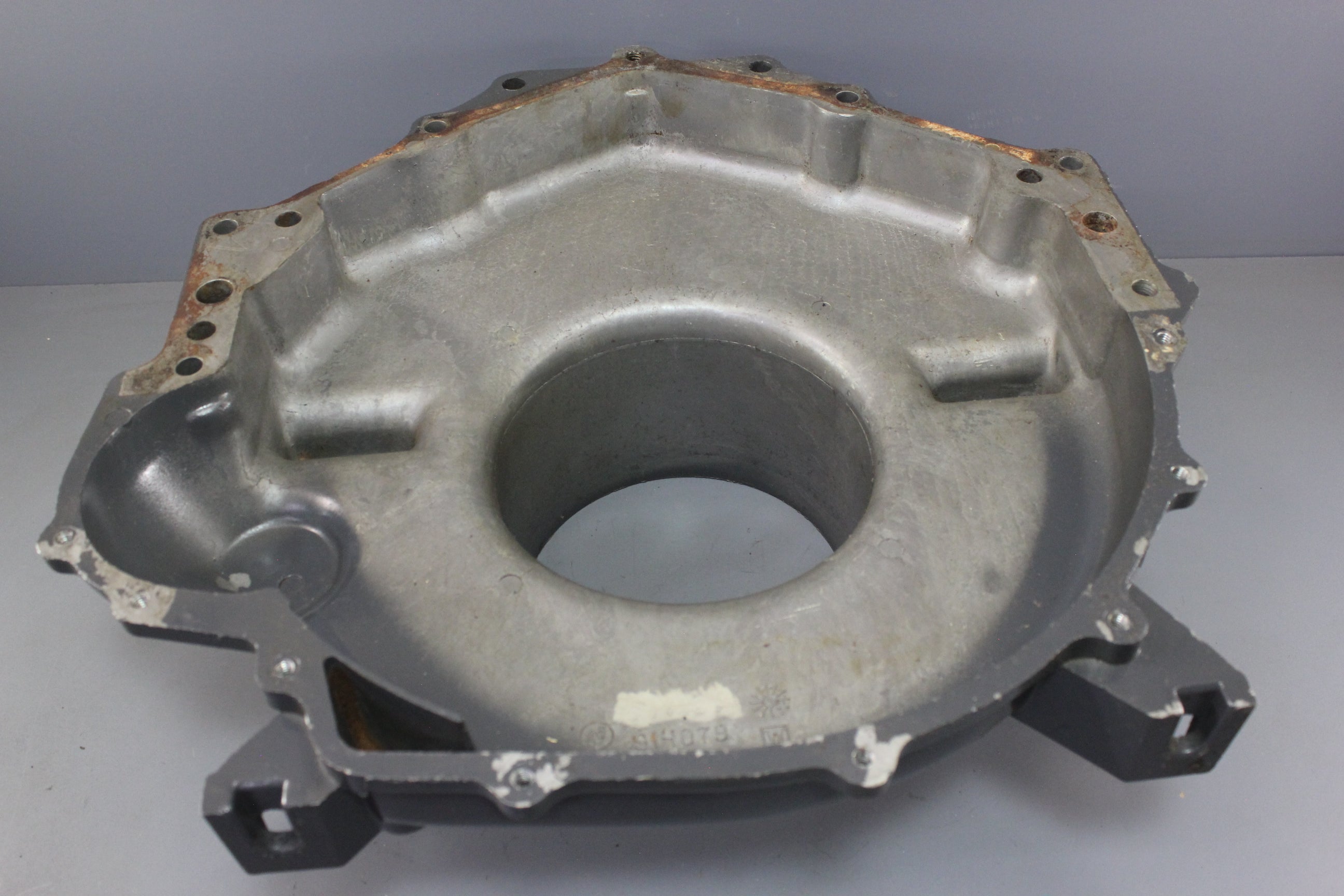 OMC 914079 0914079 Cobra Rear Flywheel Housing V6 V8 3.0L 4.3L 5.7L GM 1986-1990