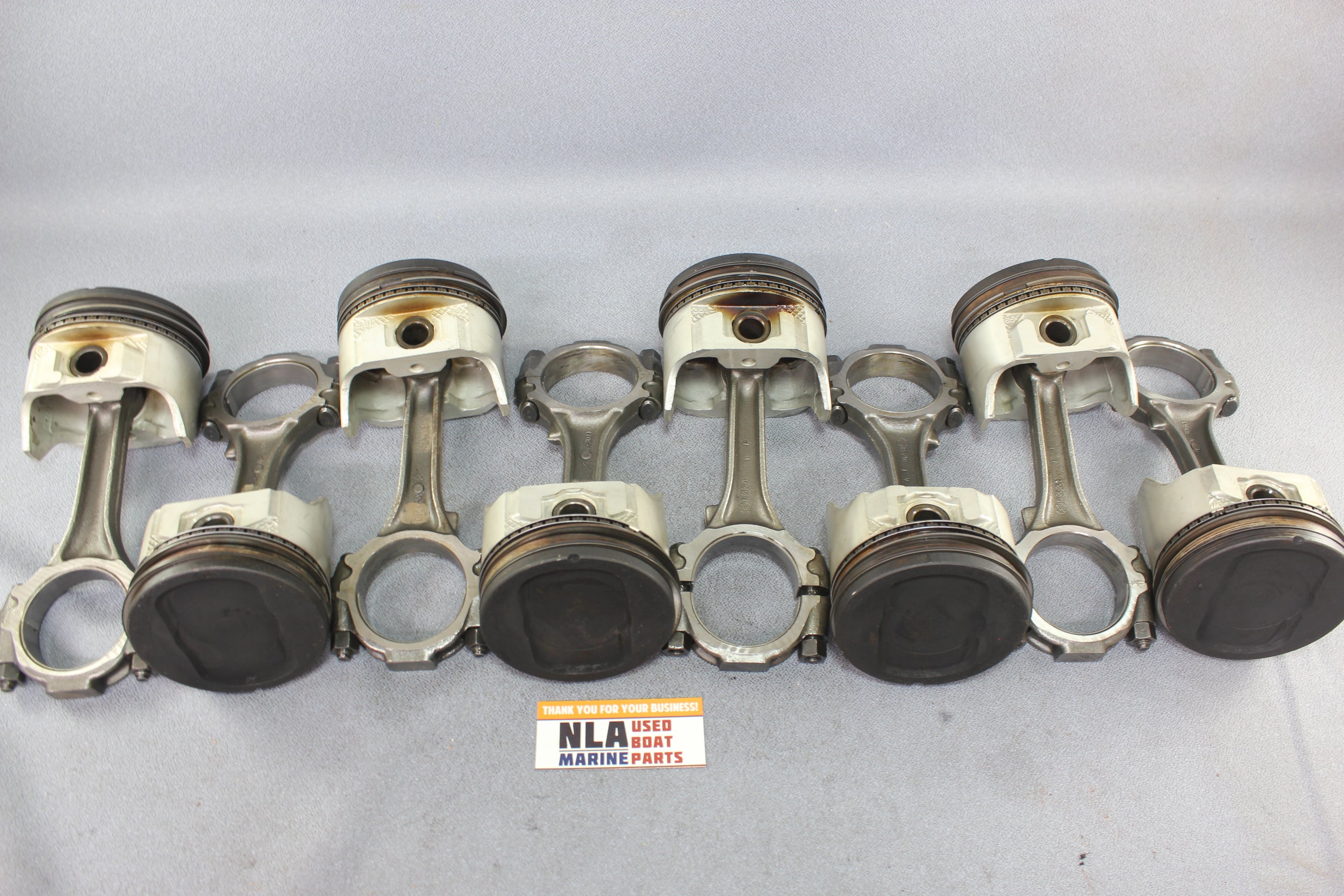 Ford D9AE-6110-AC Piston Connecting Rod Set OMC Stringer 351 5.8L V8 1979 Engine