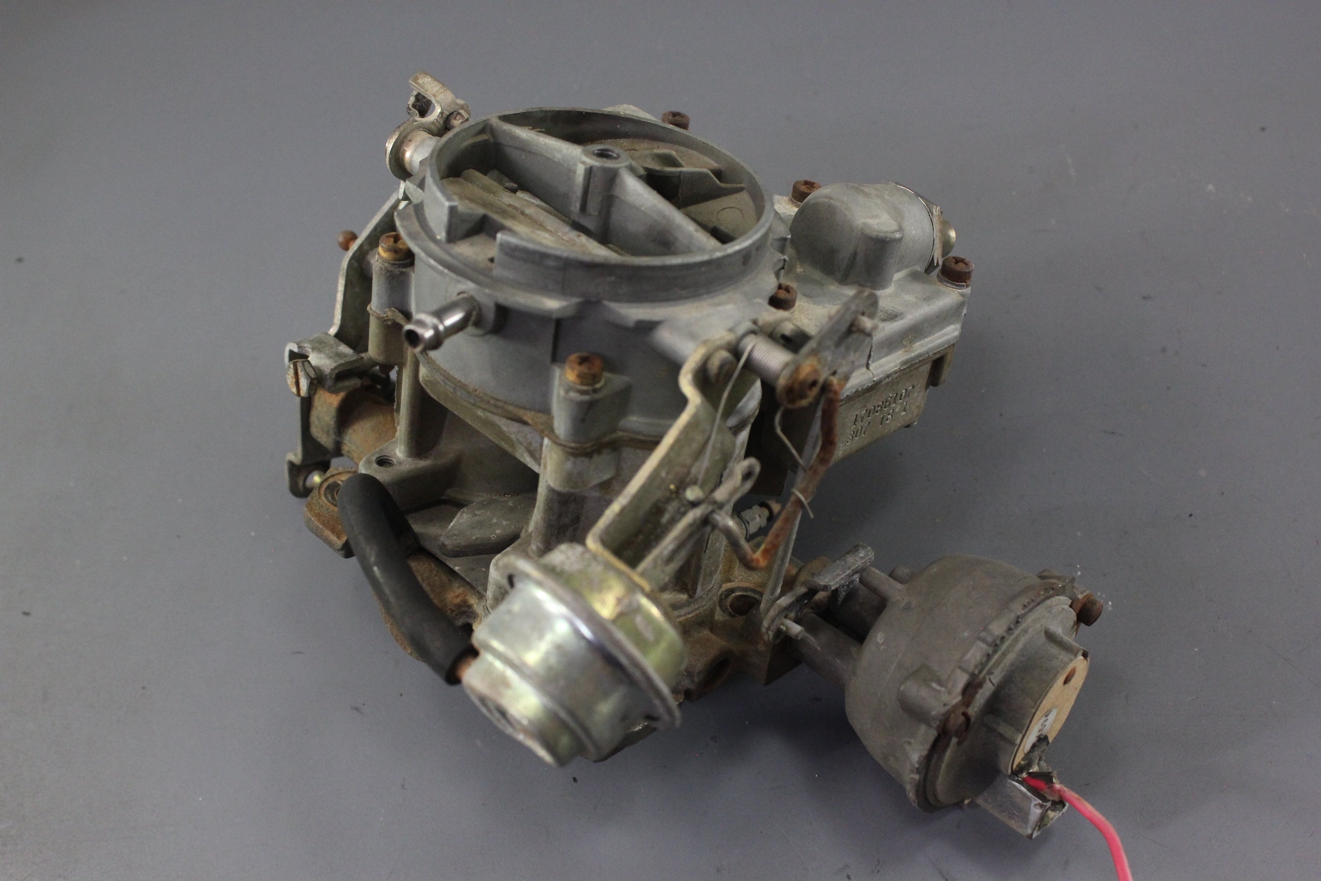 OMC Cobra Ford 2.3L 4cyl Carb Carburetor 2bbl 984636 985747 1987-1990 Sterndrive