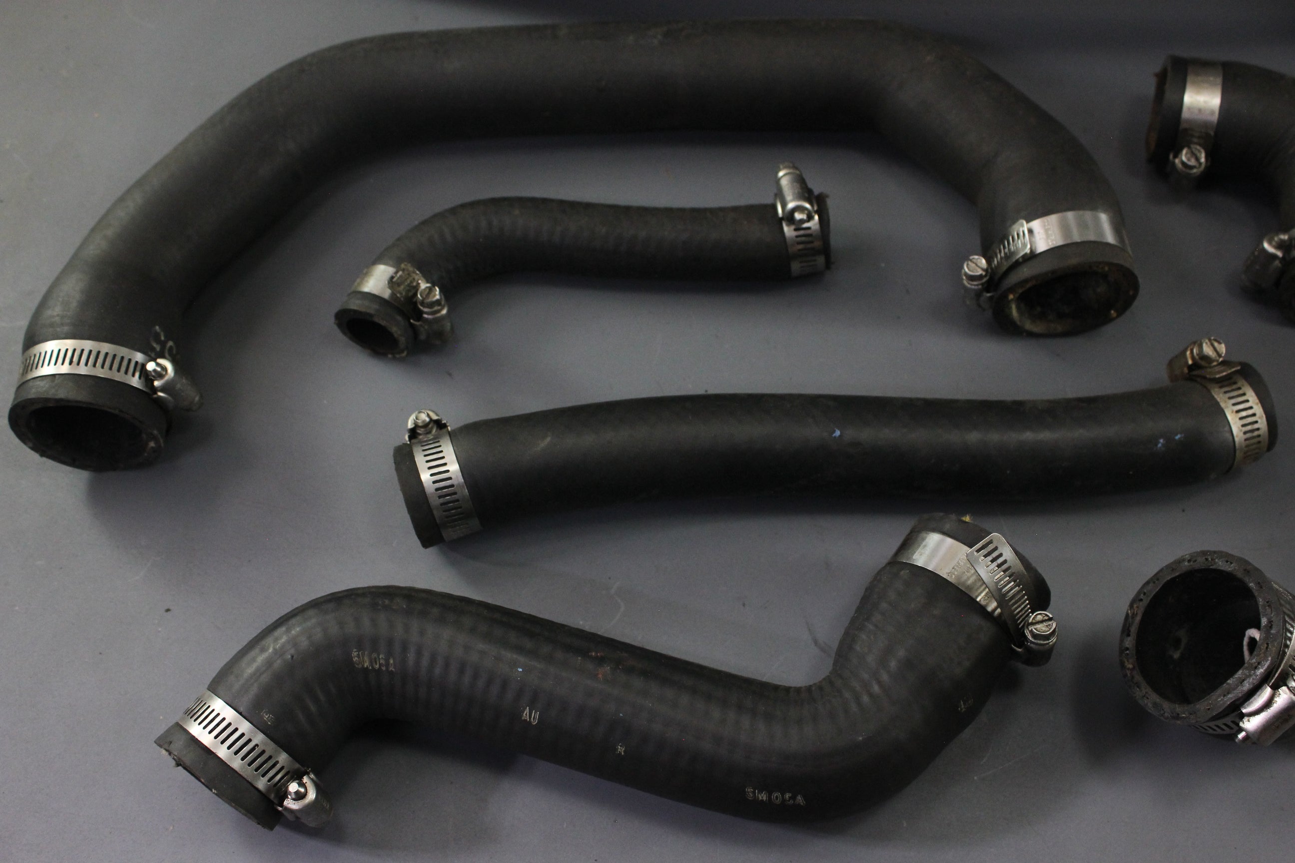 MerCruiser 32-77245 470 W/O PS 170hp 3.7L Heat Exchanger Cooling Hoses Set 83-89