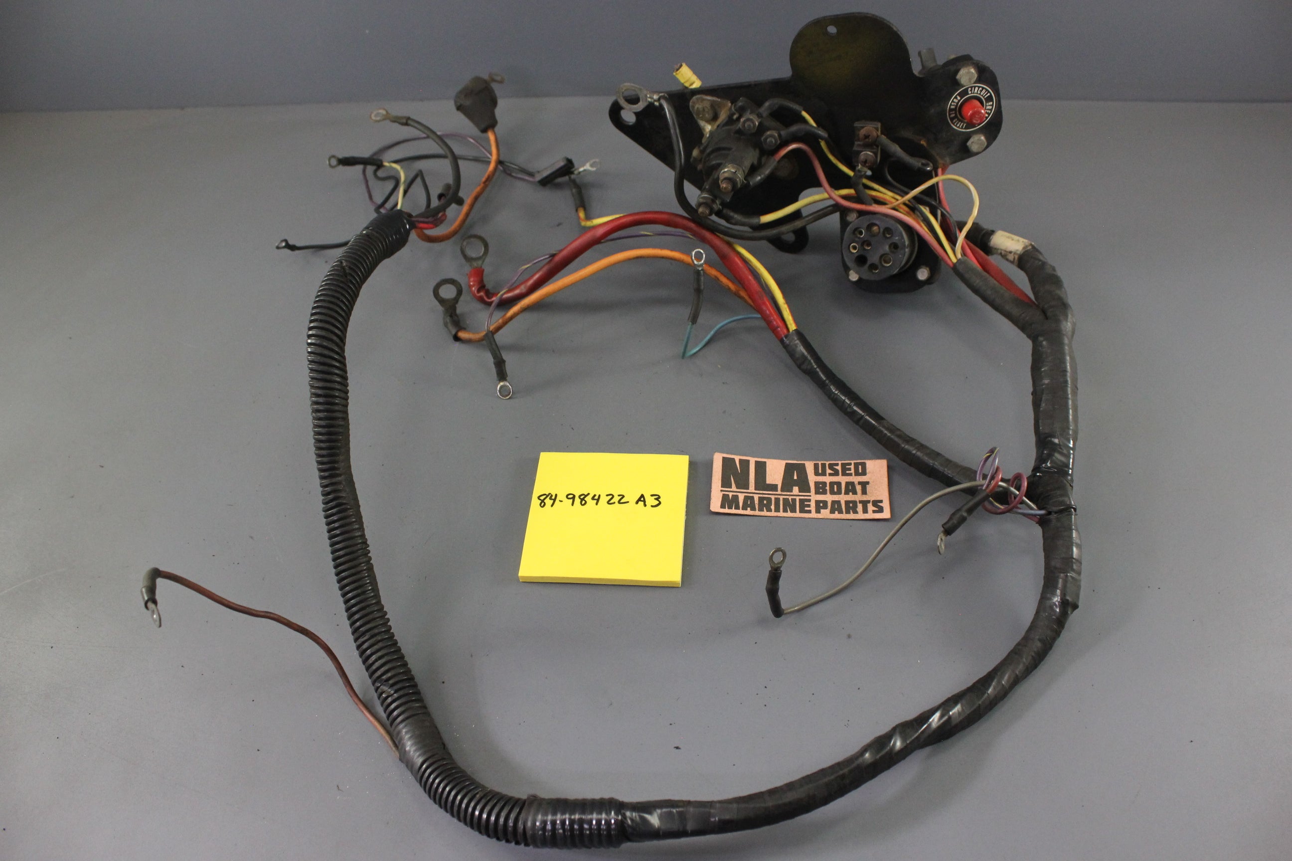 MerCruiser 84-98422A4 4cyl 120hp 140hp 2.5L 3.0L Engine Wire Wiring Harness