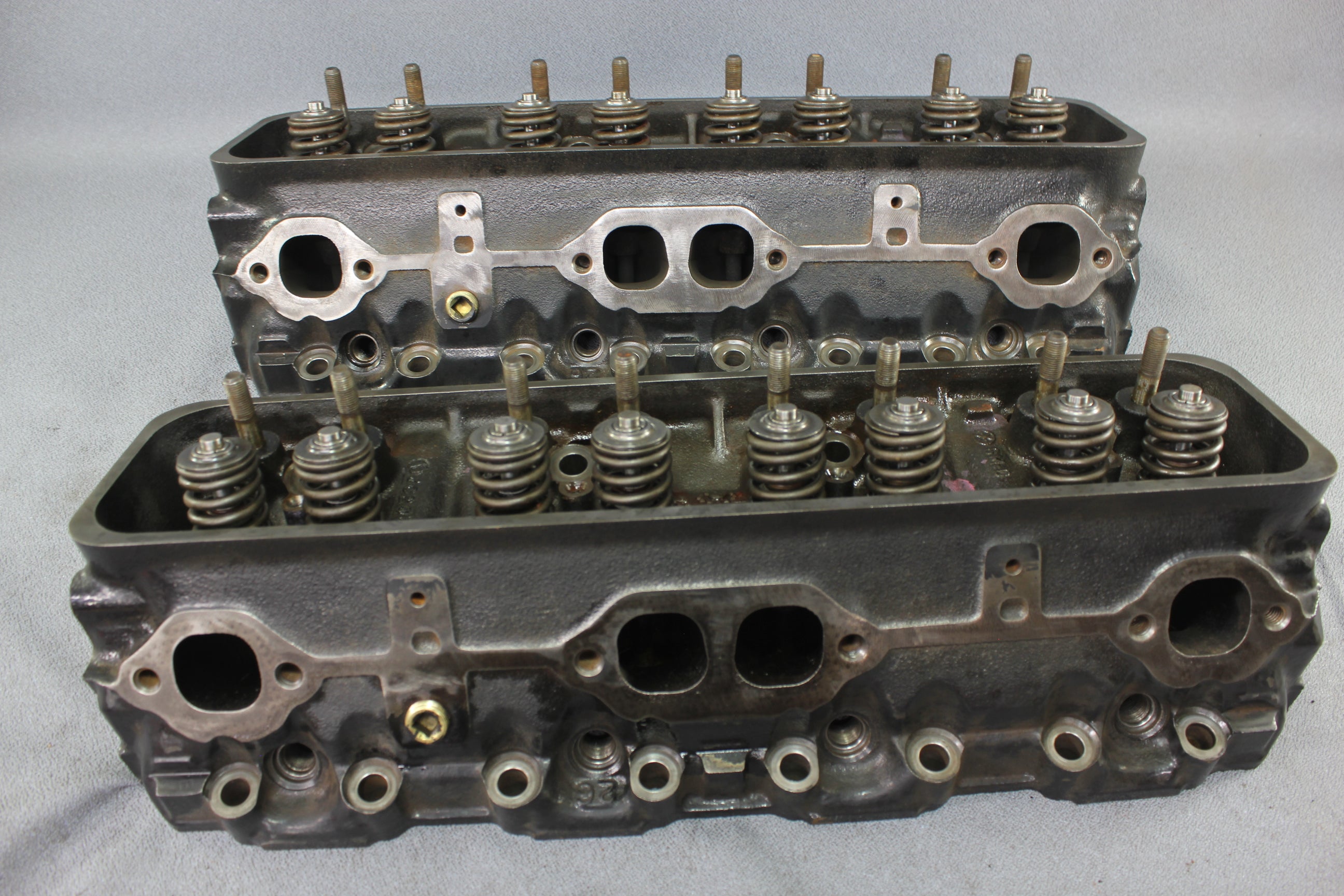 GM 12558059 Vortec Cylinder Head Pair V8 5.0L 305 Chevy MerCruiser 938-802556