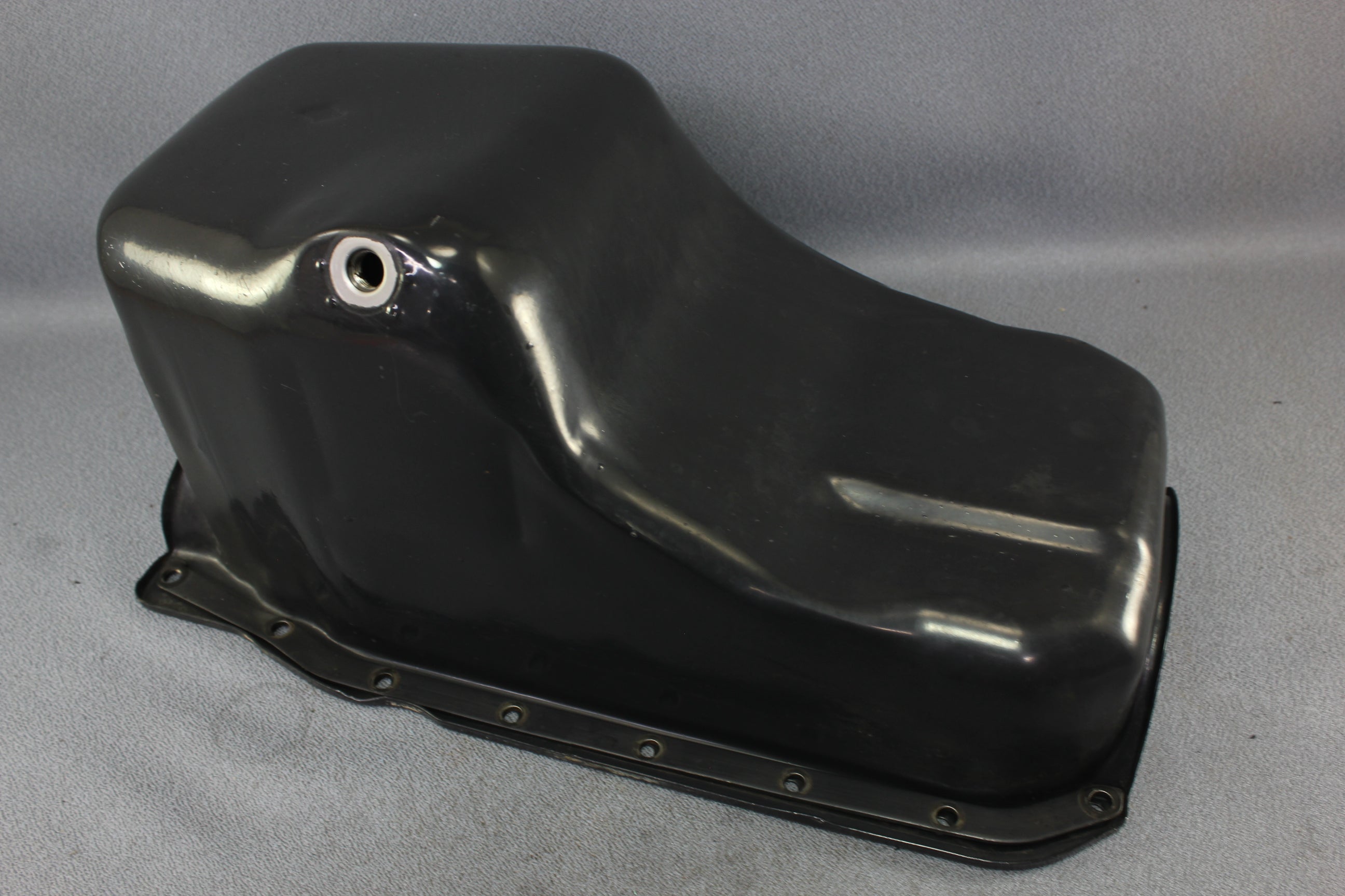 OMC 0985073 Volvo Penta 3853841 Oil Pan 0988234 4.3L V6 262cid Reservoir 1986-96