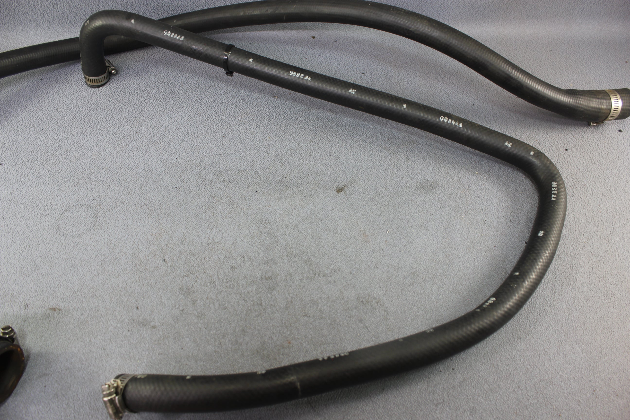 OMC Cobra Ford 2.3L 4cyl 120hp Water Cooling Hoses Hose 912880 912507 912519