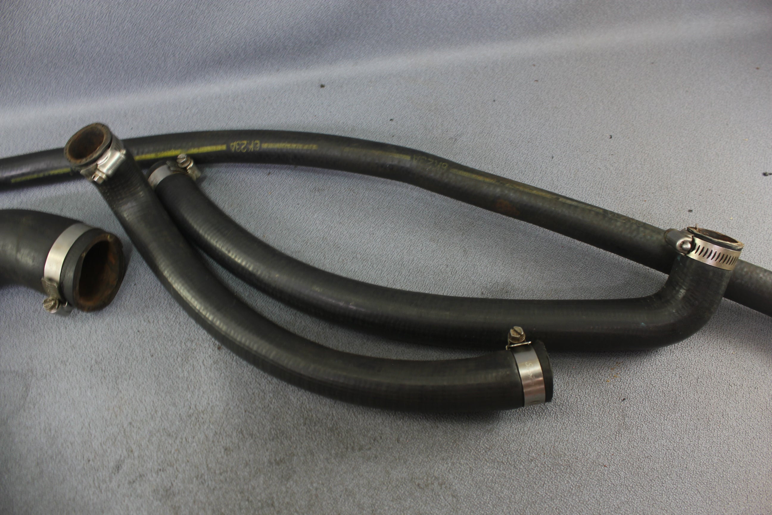 OMC 302 351 Cooling Hoses Water Pump 0908746 0908730 250hp 170hp 190hp Stringer